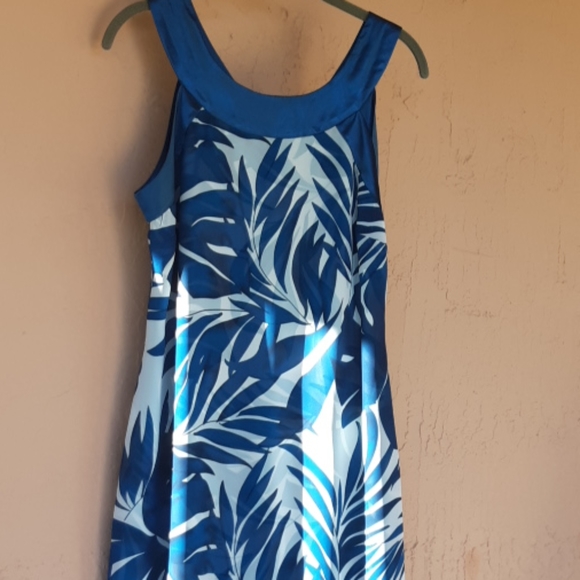 Signature by Robbie Bee dress - Picture 2 of 7